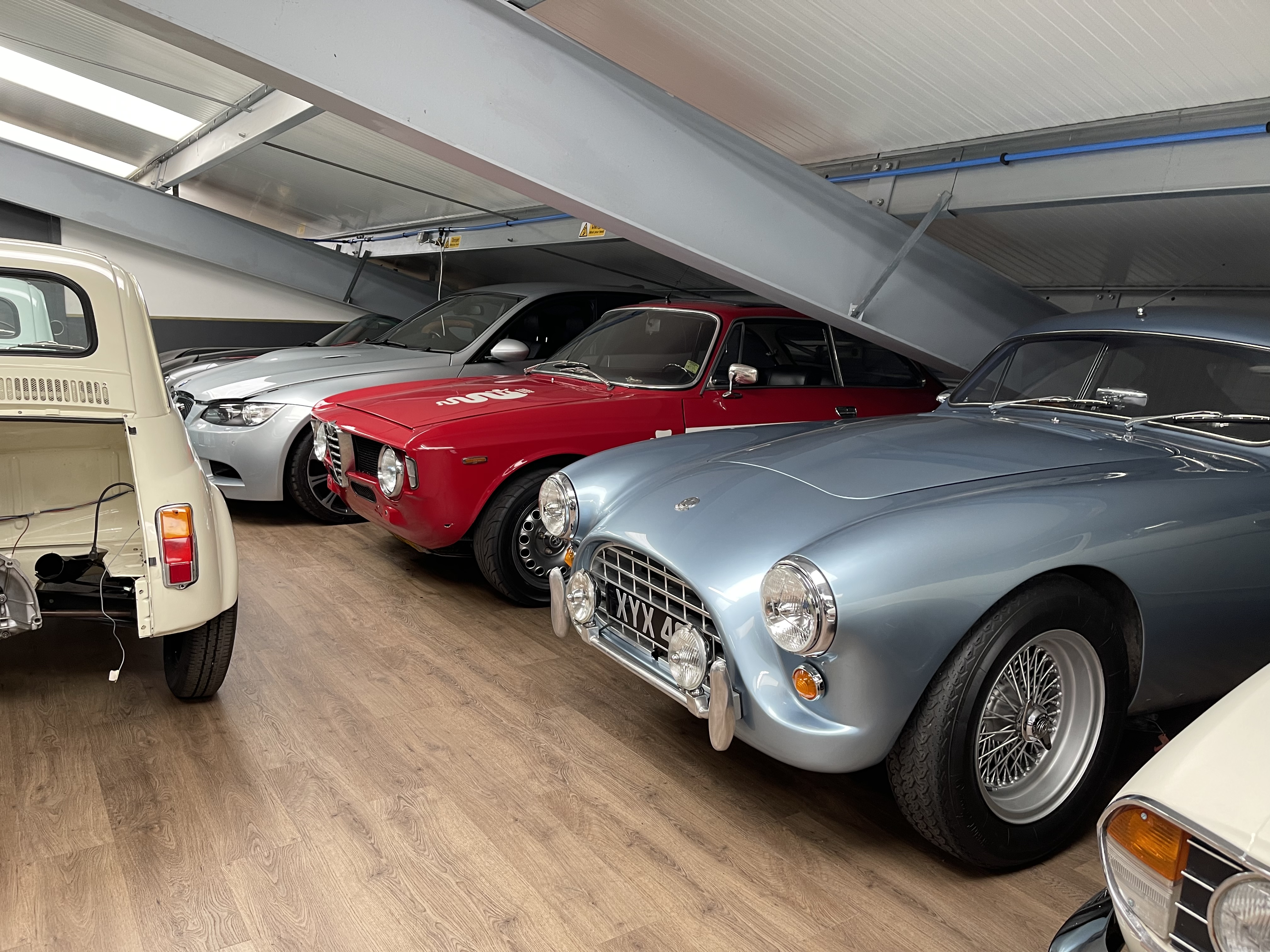 7B89933C 381A 492B 9042 3E7CC3D7D3B2