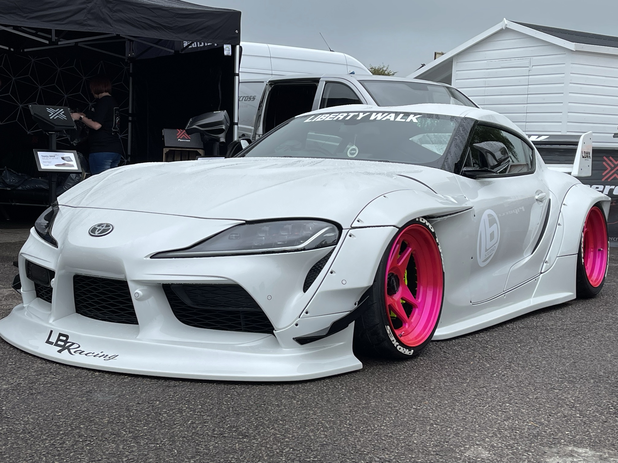 3BFD2198 9A1A 4163 9DEA 08332248F80B