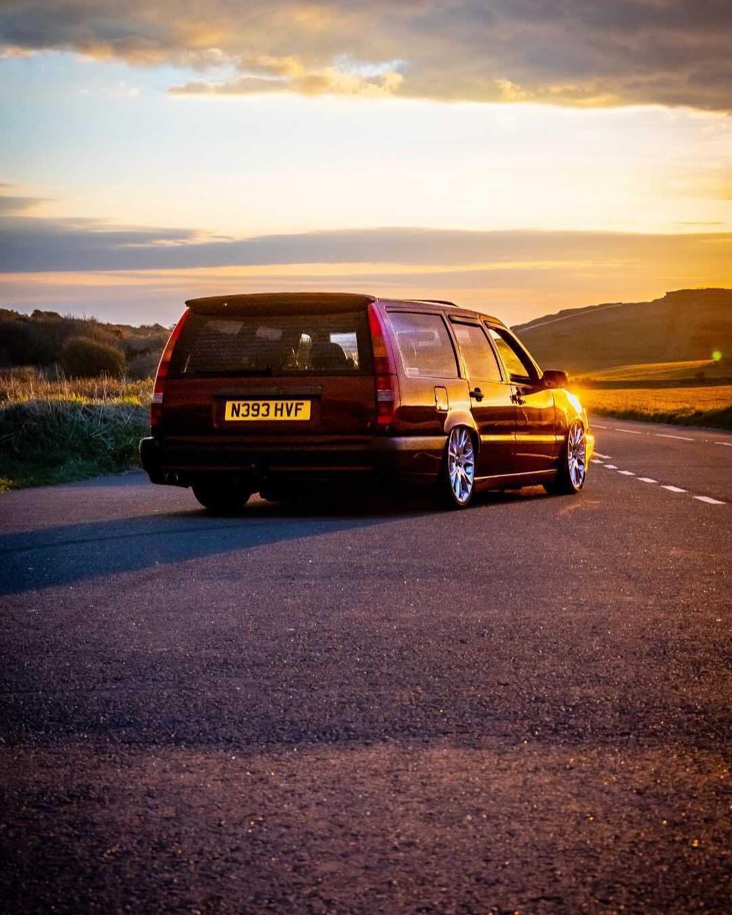 Adam's Bagged Volvo 850tdi