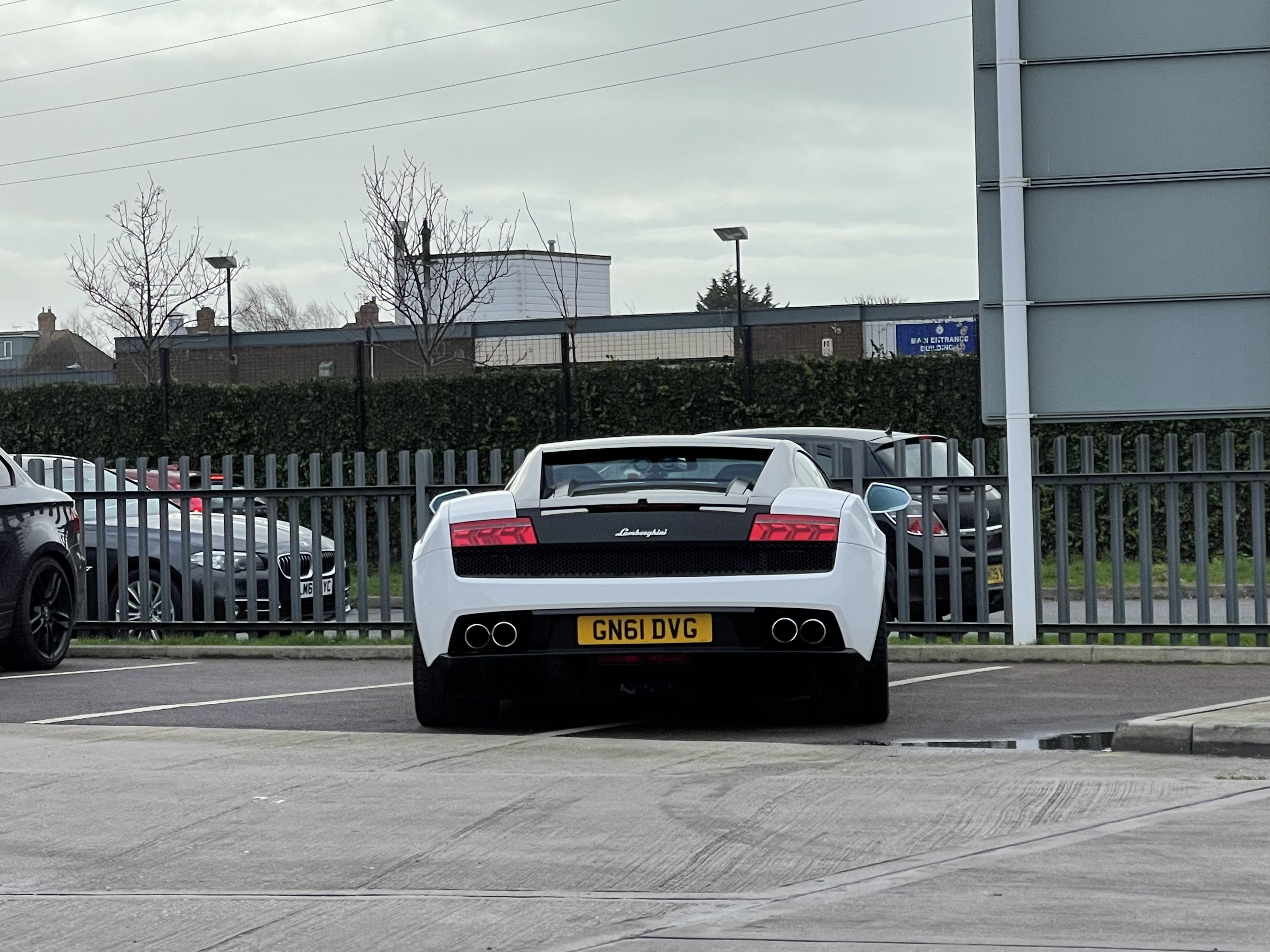 B03F69AC 2ED8 40C2 9DC6 52893C271D7F