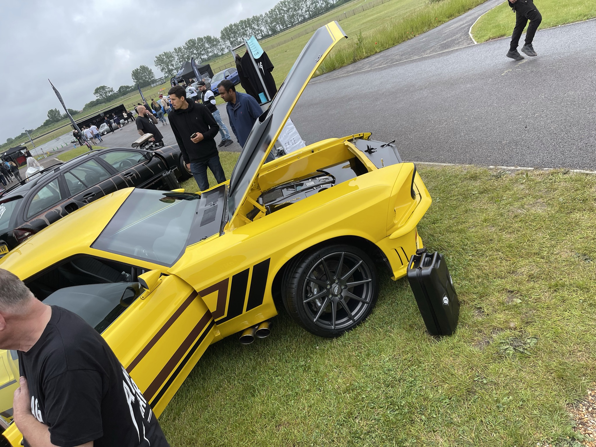 37F7CCD3 935B 4EB4 9C39 A0B13636BF9D