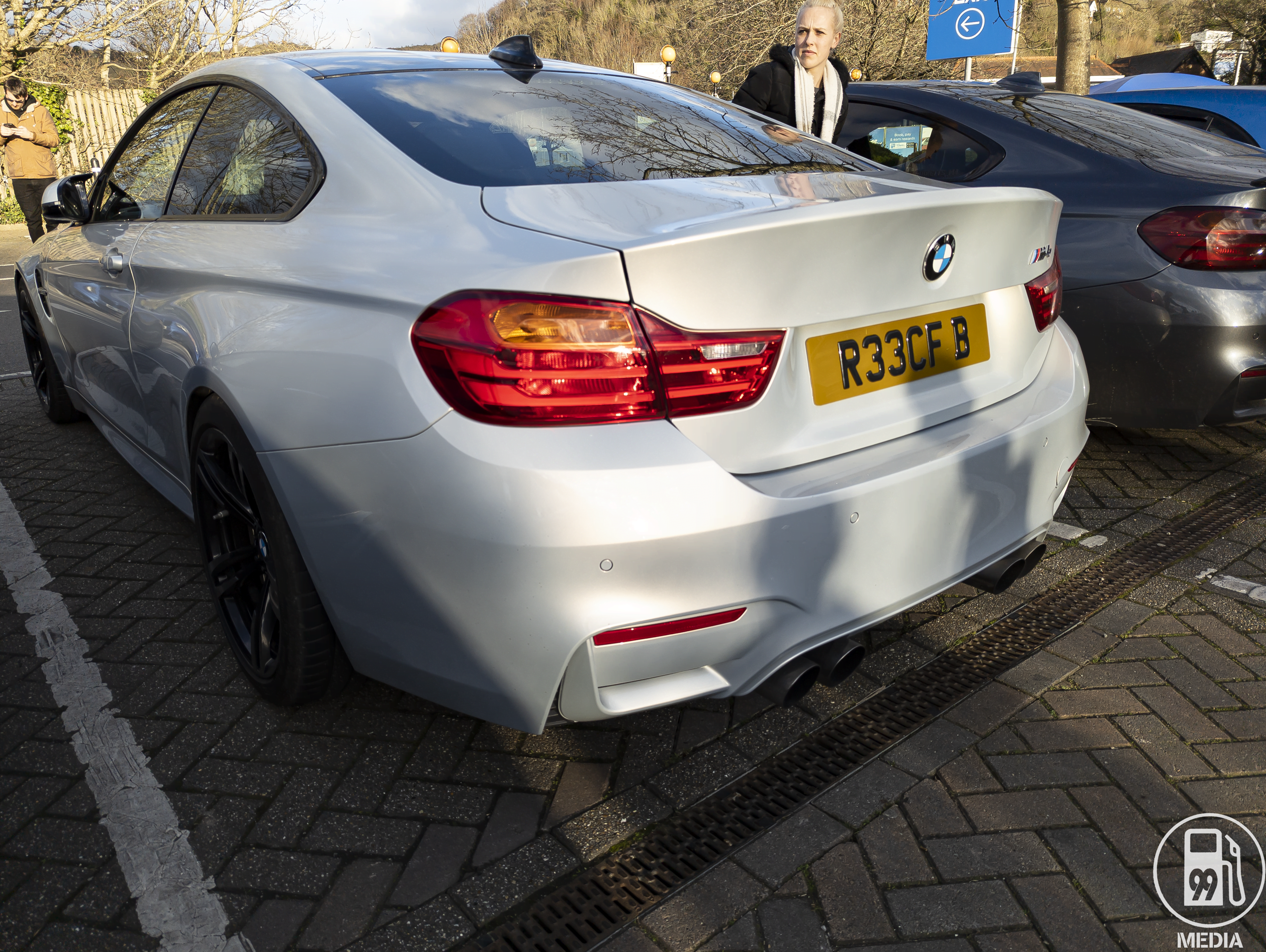 PXL 20220306 163210371